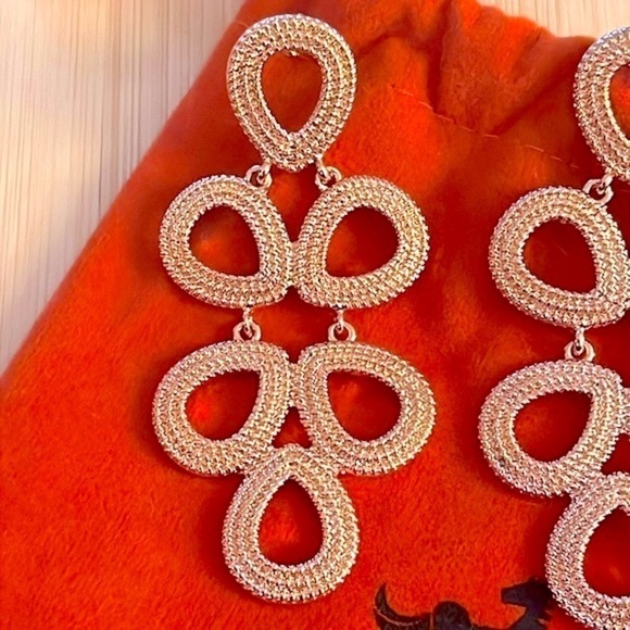 Brand New Chevaux Rose Gold Tone Bold Statement Drop Earrings - Picture 6 of 12